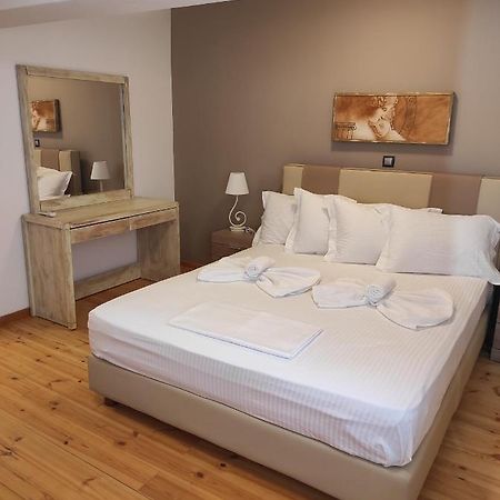Astradeni Luxury Apartments Kratir Skála Exteriér fotografie