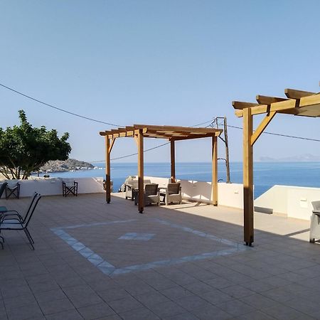 Astradeni Luxury Apartments Kratir Skála Exteriér fotografie