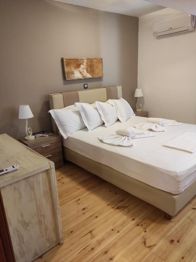 Astradeni Luxury Apartments Kratir Skála Exteriér fotografie